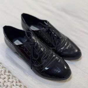 Steve Madden Black Patent Leather Flats